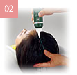 頭皮の汚れを除去の写真